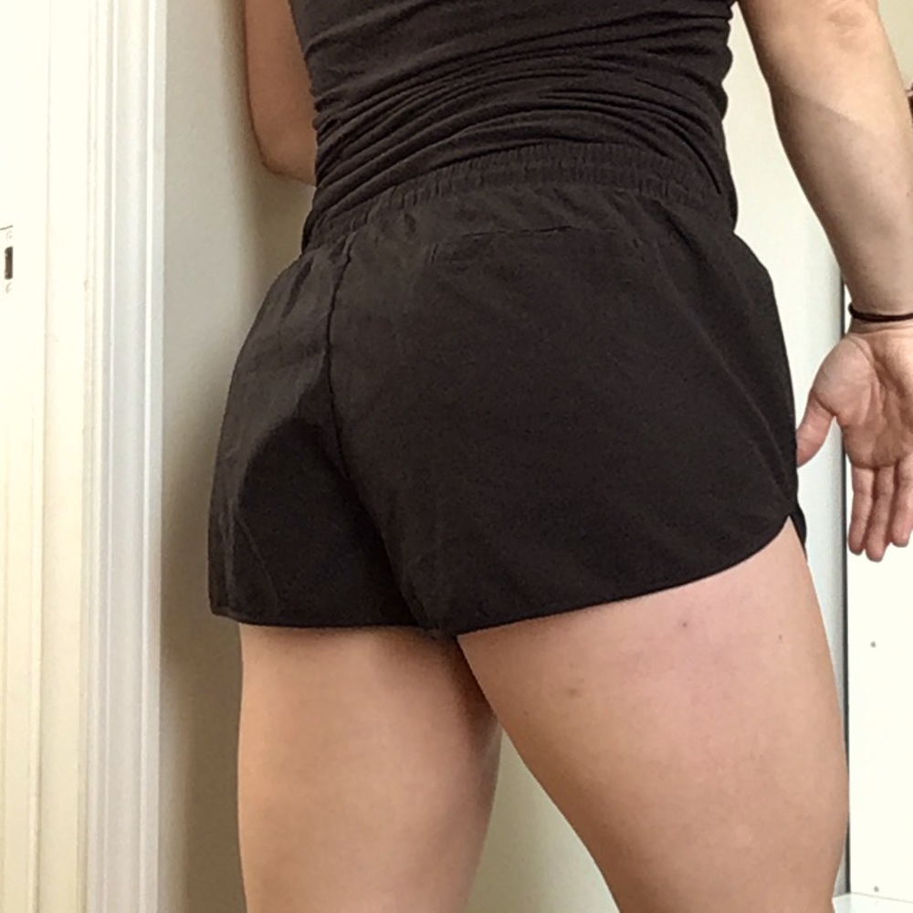 Fabletics shorts - Picture 3 of 5